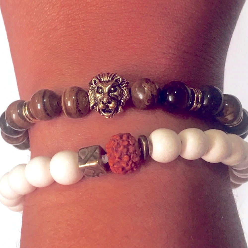 Tiger Eye Beaded Stretch Bracelet.